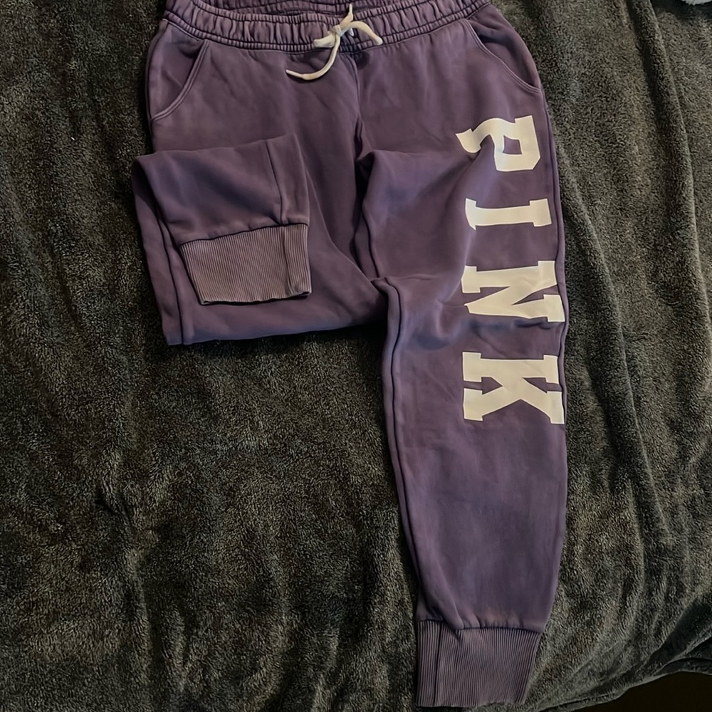 Sweat pants with pockets